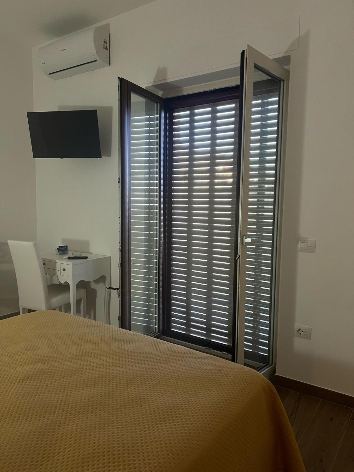 Hotel Dente Di Leone à San Mauro Cilento Extérieur photo